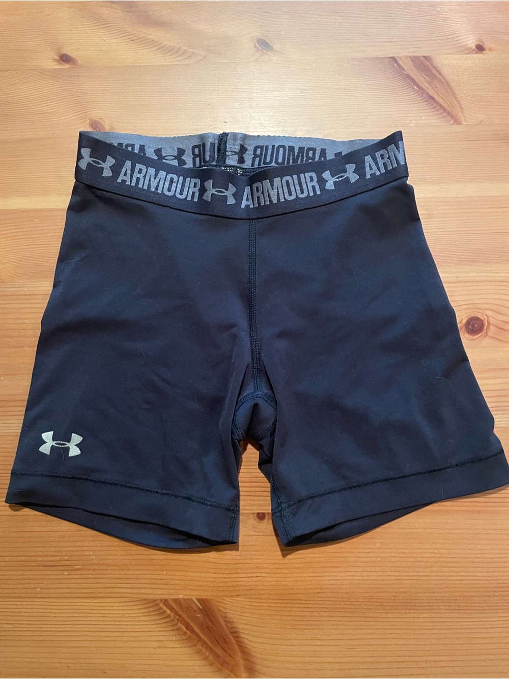 Under Armour Black Women's Compression Bike Shorts with Branded Waistband